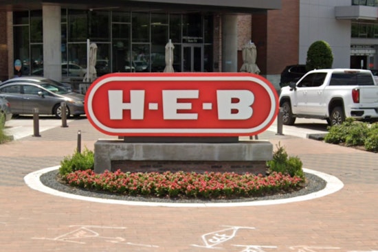 Houston Grocery Stores Adjust Hours Amid Winter Storm, H-E-B and Kroger Amend Operations for Public Safety