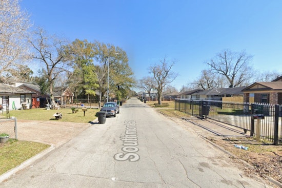 Houston Man Found Deceased After Early Morning House Fire on Southmont Street