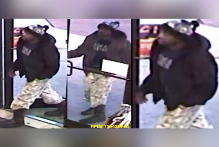 Houston Police Seek Public's Help to Identify Suspected Robber in North Freeway Department Store Incident