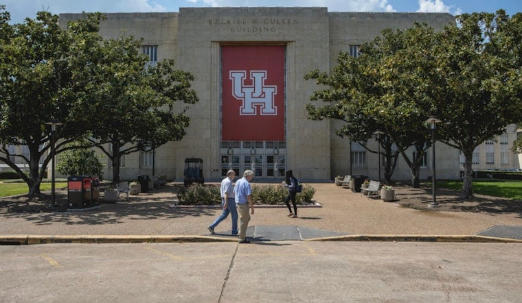 Houston Schools Turn Student Laptops Into AI Hall Monitors