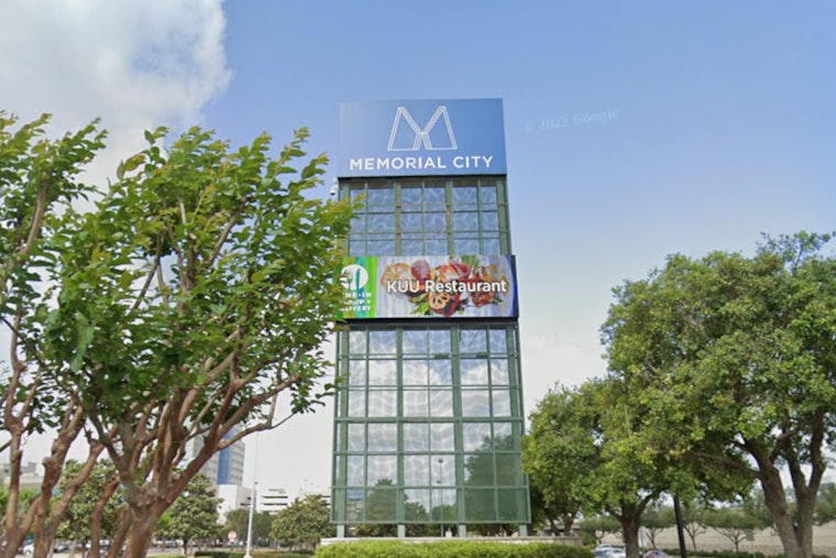 Houston's Memorial City Mall Reopens After Ammonia Leak, Ice Rink Closure Continues Amid Safety Concerns