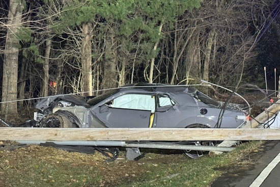 Huntersville Responders Act Swiftly to Vehicle-Pole Collision on Bud Henderson Road, No Injuries Reported