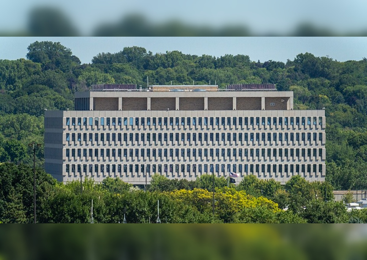 ICE Lawsuit Over Denied Counsel At Whipple Federal Building