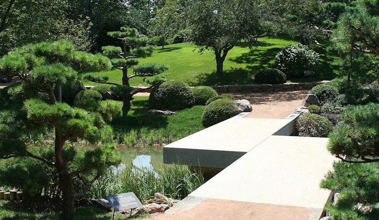 Illinois Residents Sue Chicago Botanic Garden Over Injuries from Collapsed Holiday Display