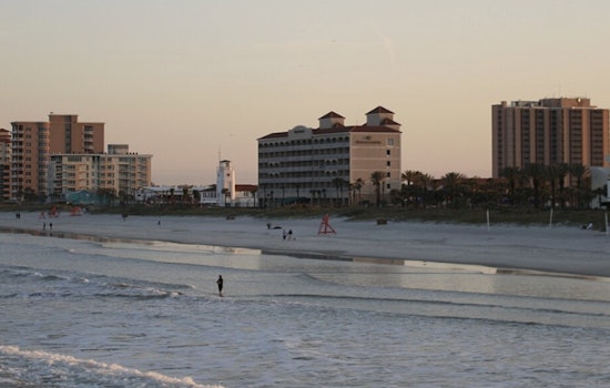 Jacksonville Area Beaches Face Dangerous Rip Currents as NWS Issues Safety Guidance