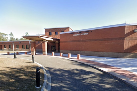 Jacksonville Opens Legends Center Warming Center During Arctic Freeze with JTA Transportation Available