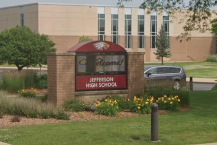 Jefferson High School in Wisconsin Probes AI-Generated Image Scandal Involving Students
