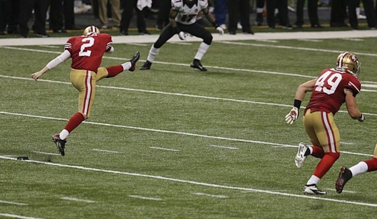 Joe Montana And 49ers Legends Storm Orpheum For Super Bowl Week Tell-All