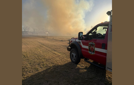 Johnson County Fire Departments Tackle Grass Fire in Cleburne, Highlight Burn Ban Necessity Amid Dry Conditions