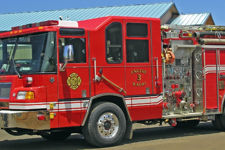 Kaua‘i Firefighters Swiftly Extinguish Late-Night Blaze in Hanalei Storage Tent
