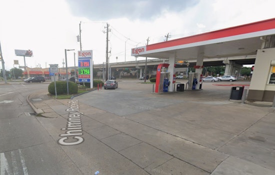 Knife Chaos At West Houston Exxon Leaves One In Hospital