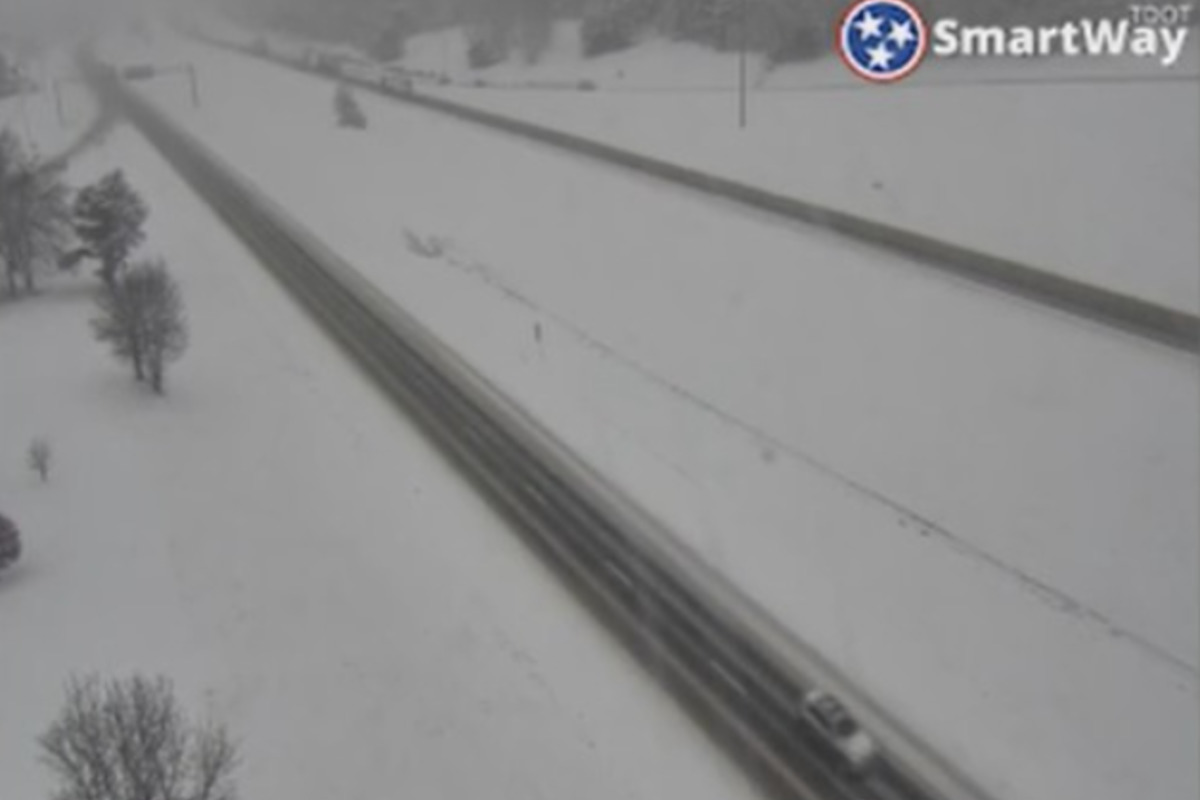 Knoxville Shivers As Snow Showers And Bitter Wind Chills Move In