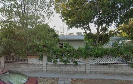 LAFD Extinguishes House Fire in Arleta; No Injuries Reported