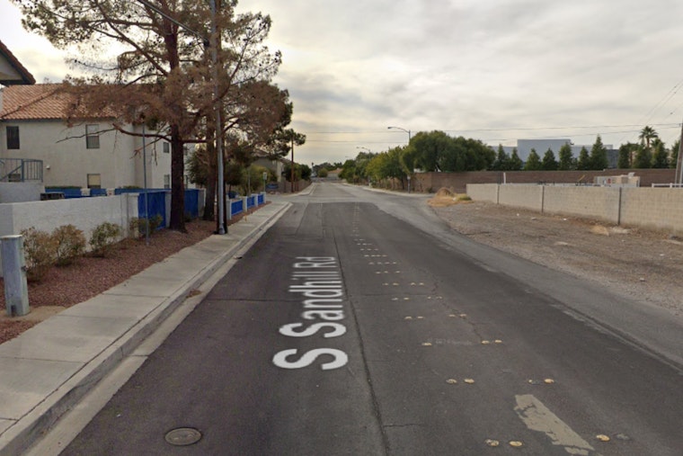 Las Vegas Eviction Erupts As Constable Shoots Machete-Wielding Man