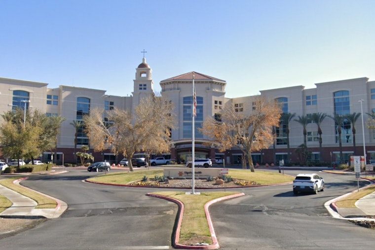 Las Vegas Nurses Hold Vigil for Alex Pretti, Emphasize Universal Care Amid Tragedy
