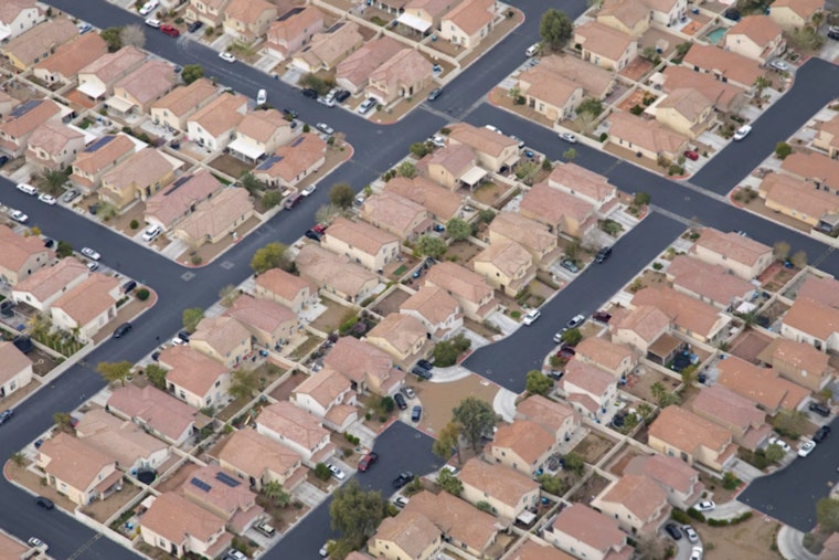 Las Vegas Real Estate Closes 2025 with Lowest Sales Since 2007, Hints at Market Balance Ahead