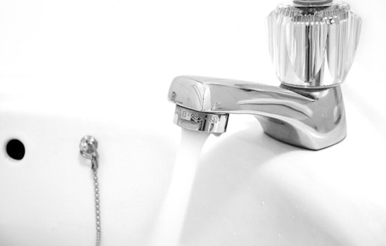Limited Tap Testing Puts Chicago Under Scrutiny After Elgin Lead Scare