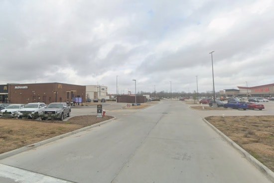 Self-Serve Paint, Free Food And A Giant New Lowe's Hit Manvel