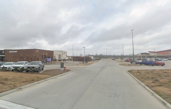 Self-Serve Paint, Free Food And A Giant New Lowe's Hit Manvel