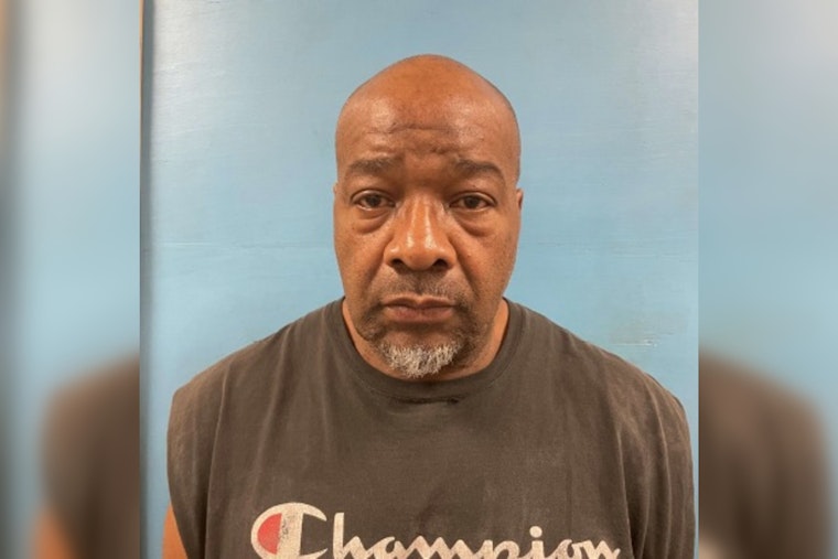 Lunch Break Horror As Pearland Cops Collar Repeat Offender In Buc‑Ee's Parking Lot Perv Case