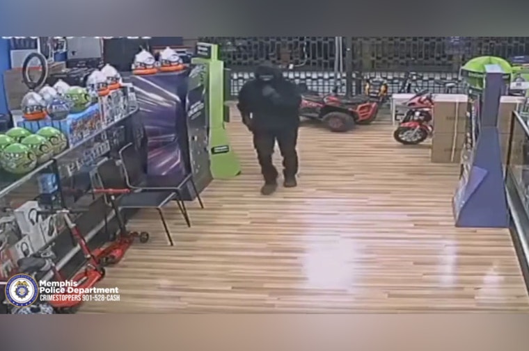 Magic Wireless in Memphis Targeted in Armed Robbery, Police Ask for Information