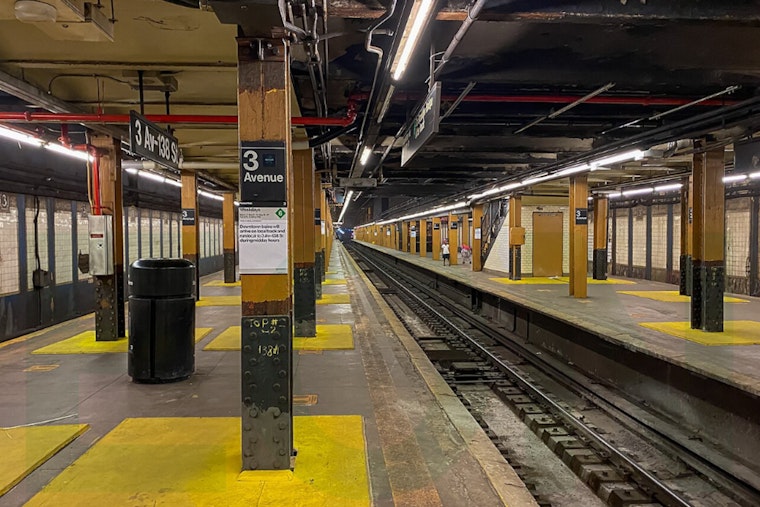 Man Arrested in Bronx Subway for Allegedly Assaulting Officer and MTA Worker