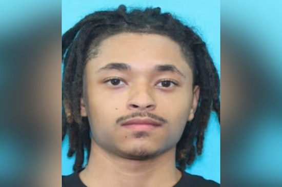 Manhunt On North Alamo As Cops Hunt Suspect In Downtown Bar Killing