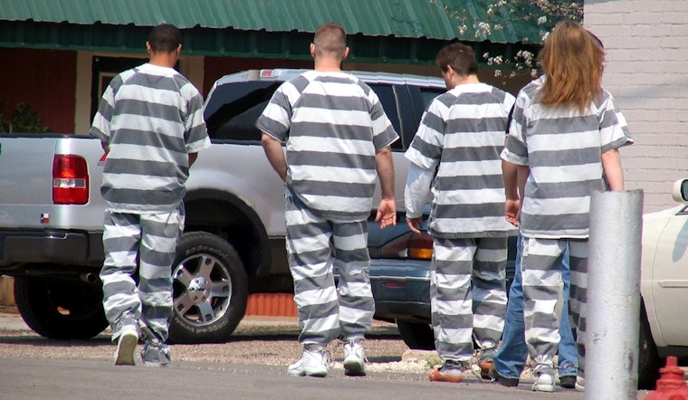 Maricopa County Sheriff's Office Revives Black-and-White Striped Inmate Uniforms for Security