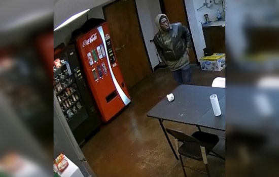 Memphis Warehouse Burglary Prompts Police Search for Suspects