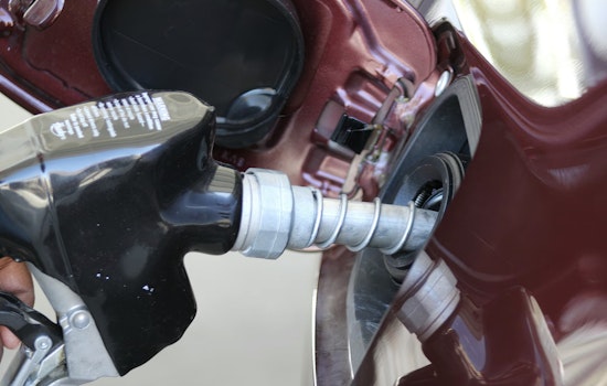 Miami-Dade Fuel Theft Scheme Busted as Two Arrested for Stealing Over 900 Gallons from 7-Eleven Stations