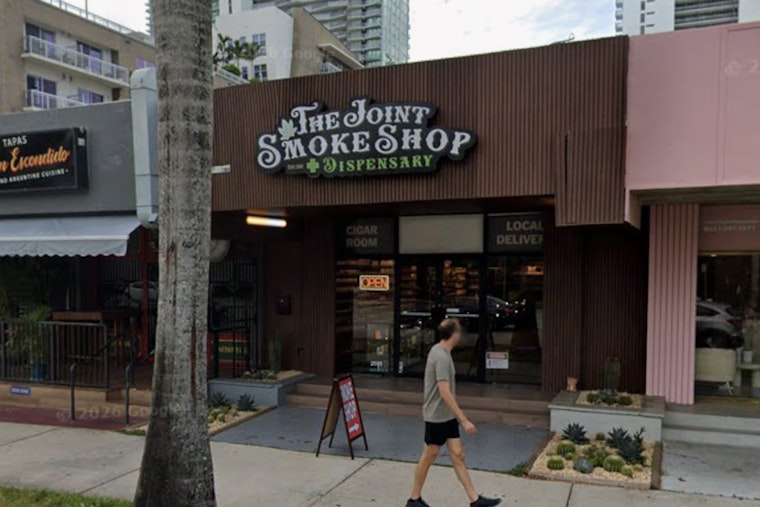 Miami Smoke Shops Targeted in Series of Burglaries, Over $10,000 in Merchandise Stolen