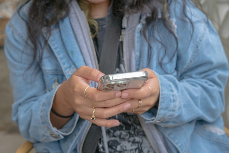 Michigan House Votes to Ban Cellphone Use in K-12 Classrooms, Bill Advances to Senate