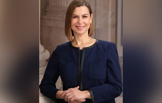 Michigan Senators Slotkin and Peters Oppose DHS Funding Bill in Wake of Minneapolis Shooting