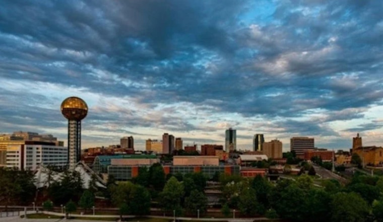 Mild Conditions and Potential Weekend Showers in Knoxville