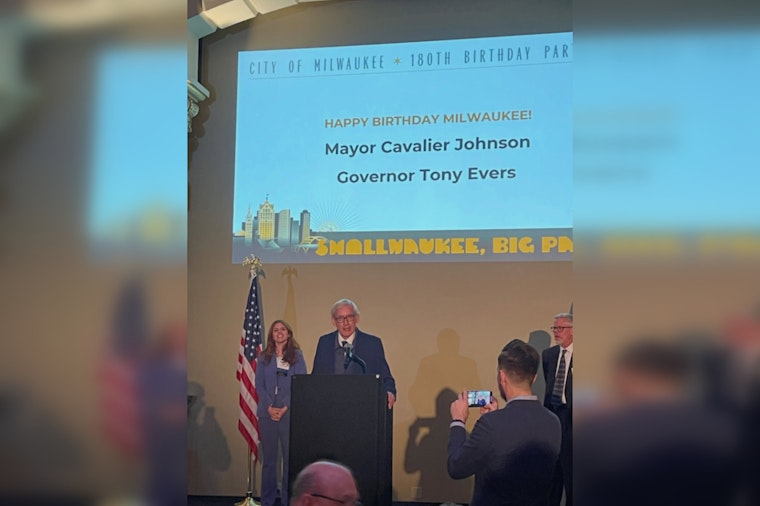 Milwaukee Celebrates 180th Birthday with Mayor and Governor at Historic Grain Exchange