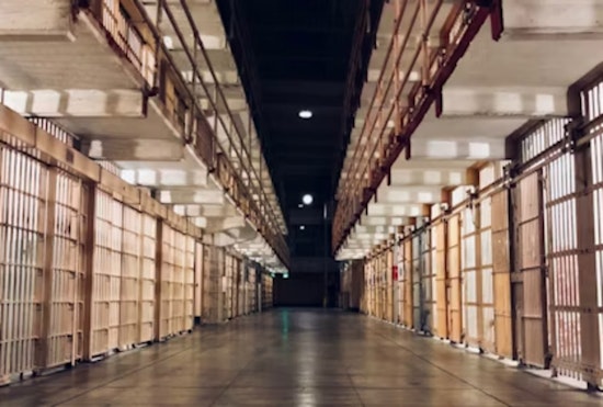 Minnetonka Ex-CBP Officer Sentenced to 71 Months