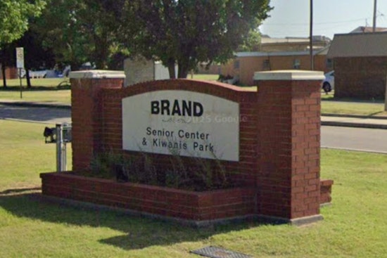 Moore, Oklahoma, to Host Senior Sweetheart Dance for an Evening of Music and Merriment
