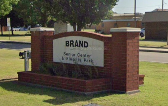 Moore, Oklahoma, to Host Senior Sweetheart Dance for an Evening of Music and Merriment