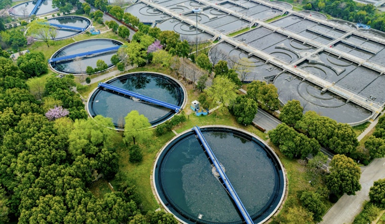 Mystery Houston Warehouse Eyed In Suspected Brays Bayou Sewage Dump