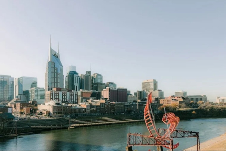 Music City Shivers As Bitter Cold And Blustery Winds Move In