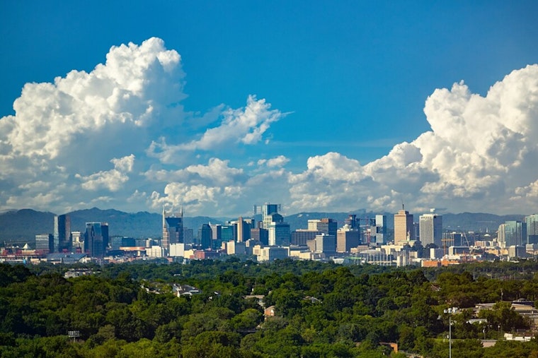 Nashville Welcomes Week of Sunny Skies with Chilly Winds, Rain Expected Midweek: NWS Forecasts