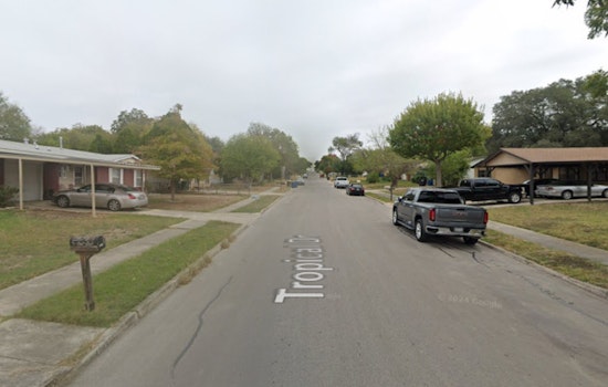 Neighbor’s Late-Night Wake-Up Call Saves Family From Blaze At Long-Neglected San Antonio Eyesore