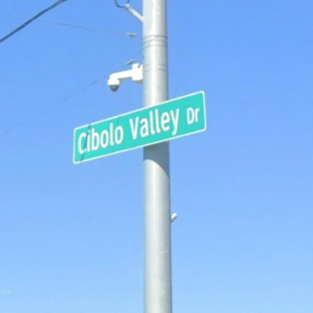 New Schertz Chipotle Brings Drive Thru Heat To I-35 Corridor