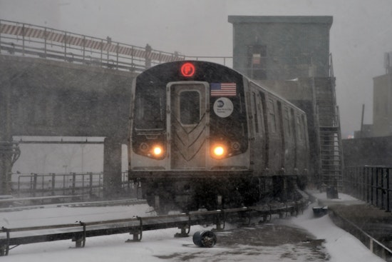 New York City and New Jersey Struggle to Restore Transport After Winter Blast Disrupts Travel