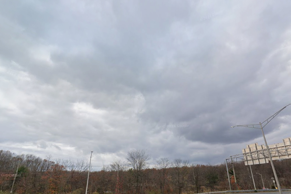 New York City Braces for Light Snow Overnight as Warmer Temperatures