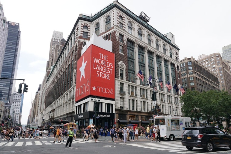 New York Supermarkets Boost Security with Facial Recognition Amid Privacy Concerns