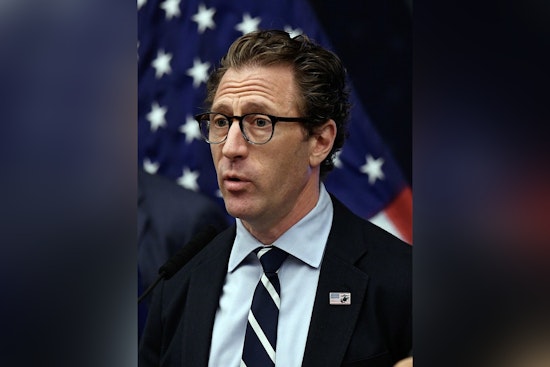 NYC Emergency Management Commissioner Zach Iscol Announces Resignation, Mayor Mamdani to Appoint Successor
