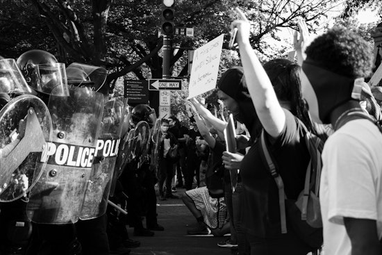 NYC Outcry Amplifies as ICE Shooting of Minneapolis Mother Sparks Fiery Protests and Demands for Justice