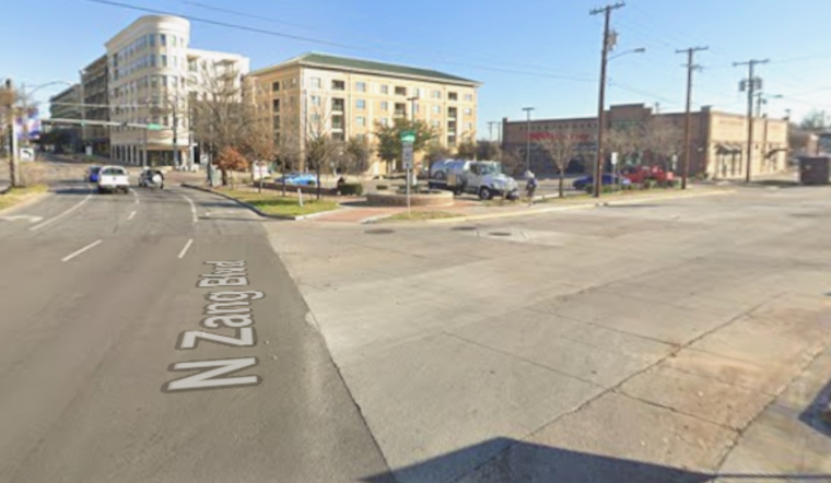 Oak Cliff Chaos as Crowd Allegedly Jumps Dallas Cops at Crash Scene