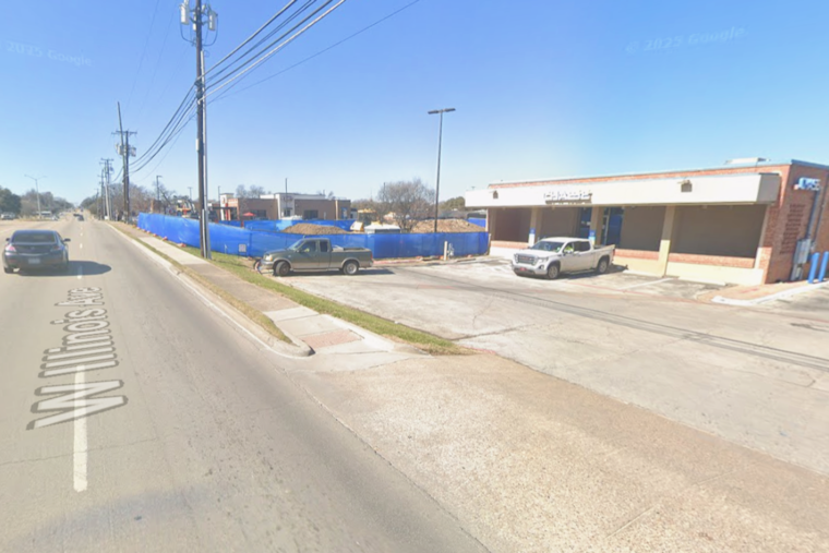Oak Cliff Sub Shake-Up As Jersey Mike's Plants Flag In Wynnewood Village